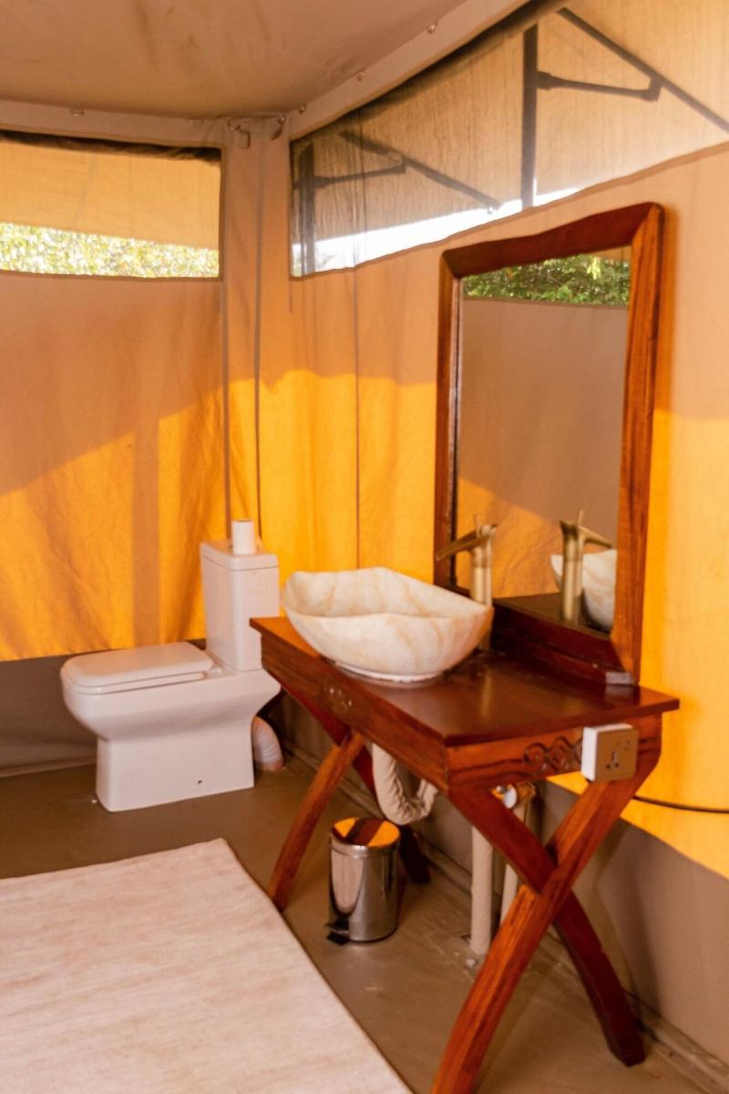 Mtito Safari Camp image