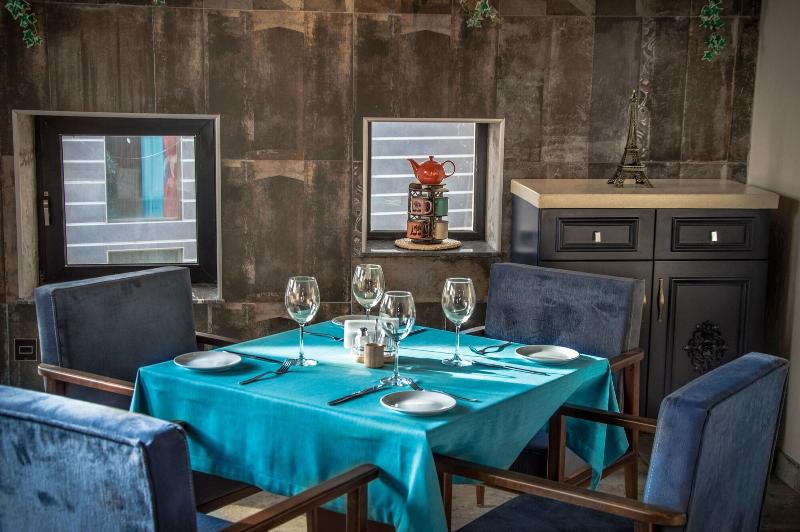 Hillmond Hotel Baku image