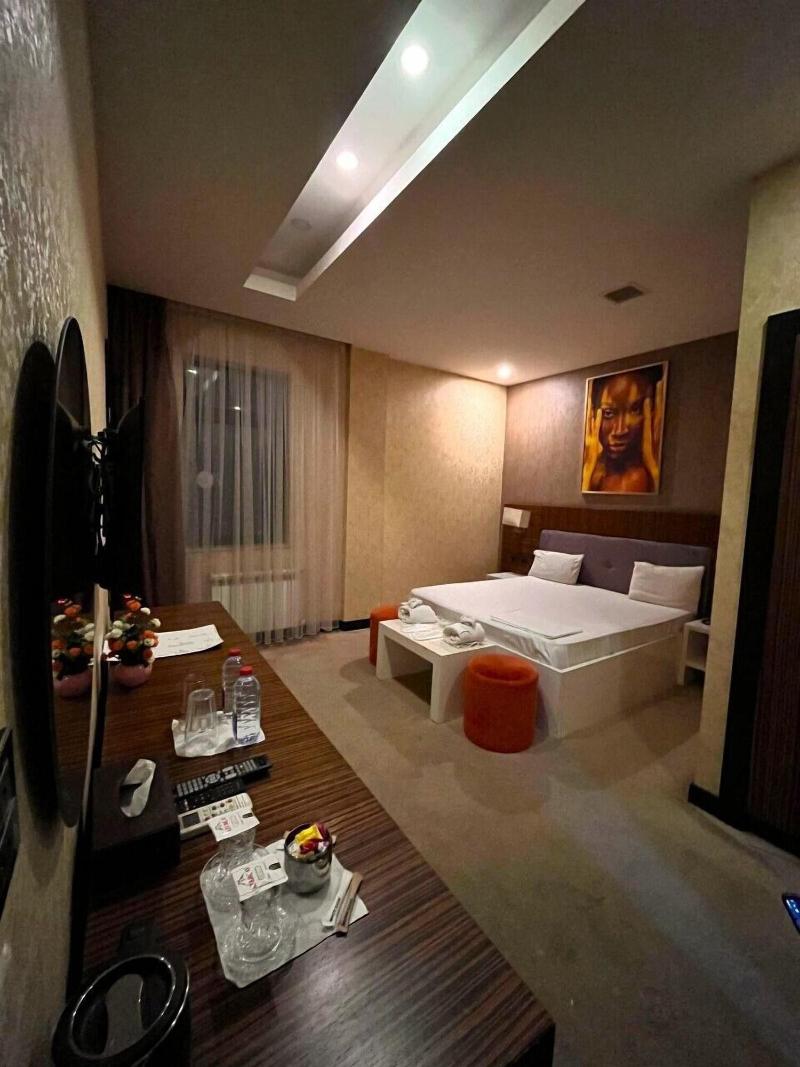 Hillmond Hotel Baku image