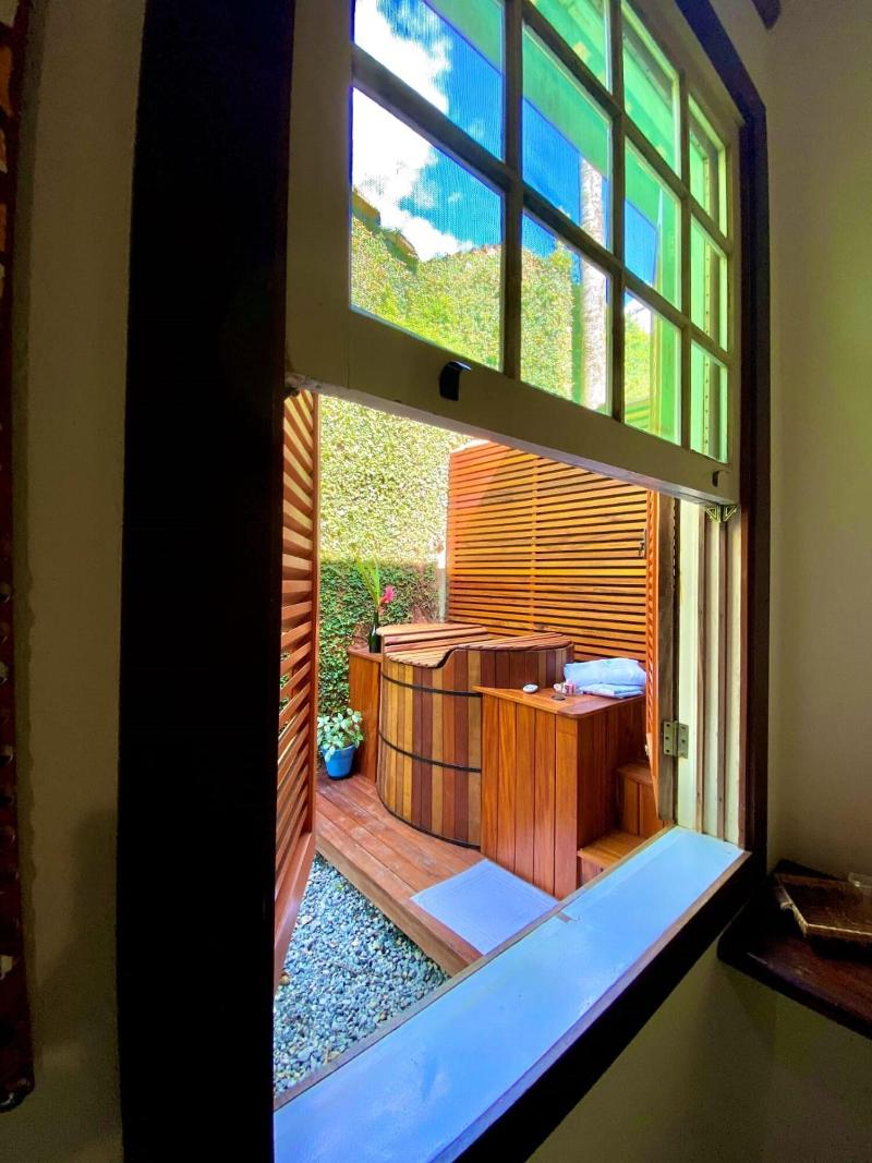 Gaia Gardens Pousada image