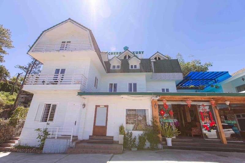 Cherry Luxury Hotel image