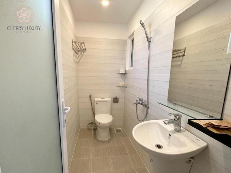 Cherry Luxury Hotel image