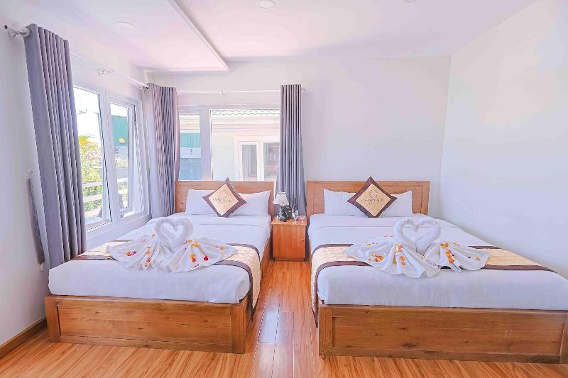 Cherry Luxury Hotel image