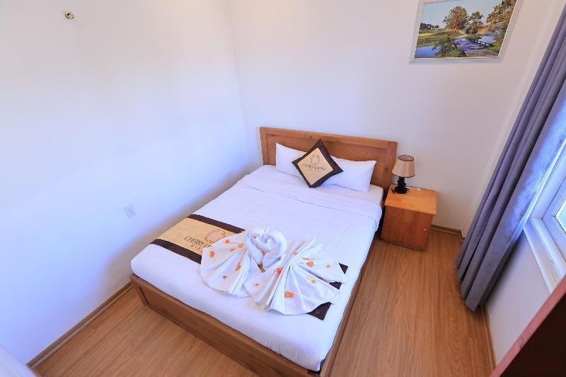 Cherry Luxury Hotel image