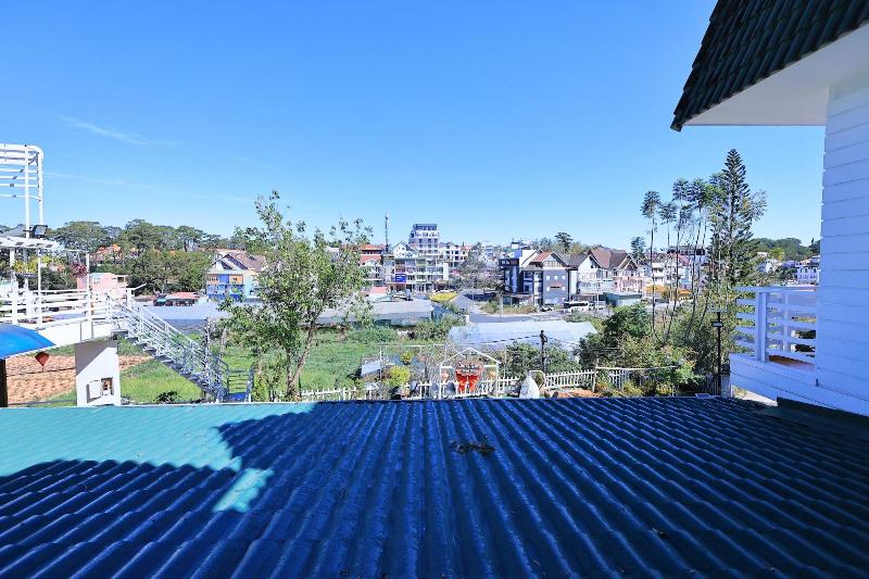 Cherry Luxury Hotel image