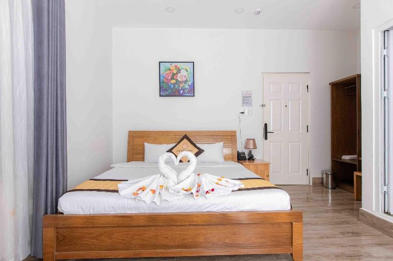 Cherry Luxury Hotel image