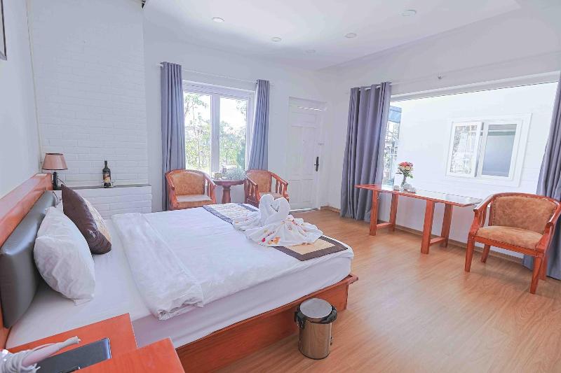 Cherry Luxury Hotel image