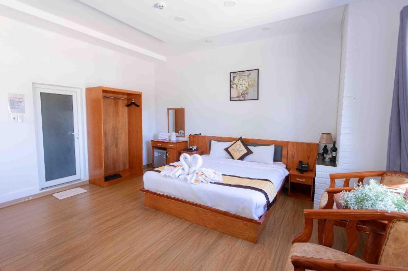 Cherry Luxury Hotel image