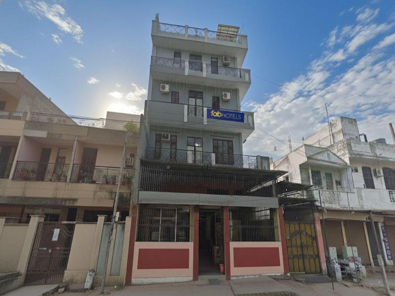 Fabhotel Ashok Vihar image