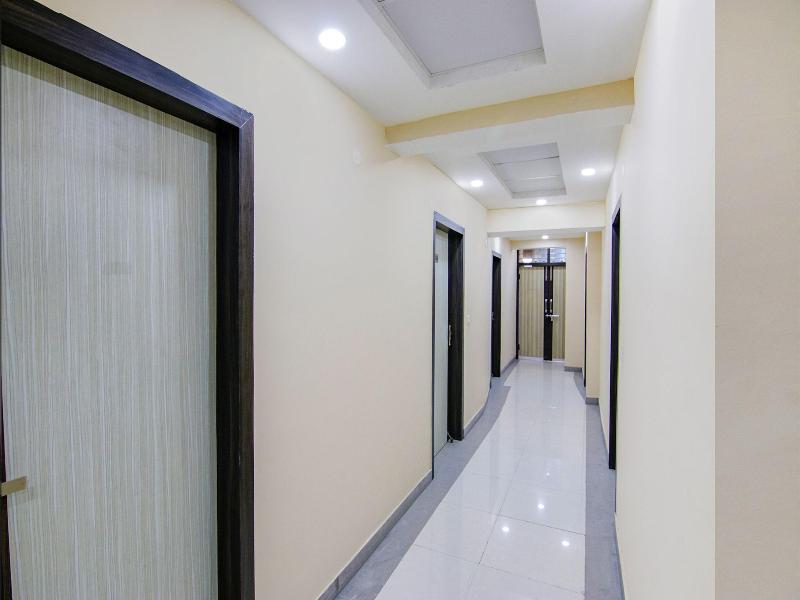 Fabhotel Ashok Vihar image