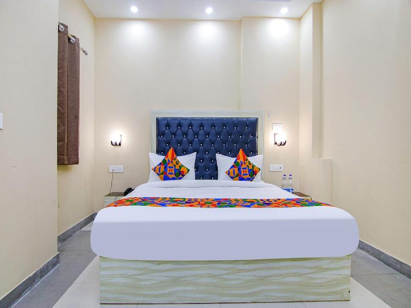 Fabhotel Ashok Vihar image