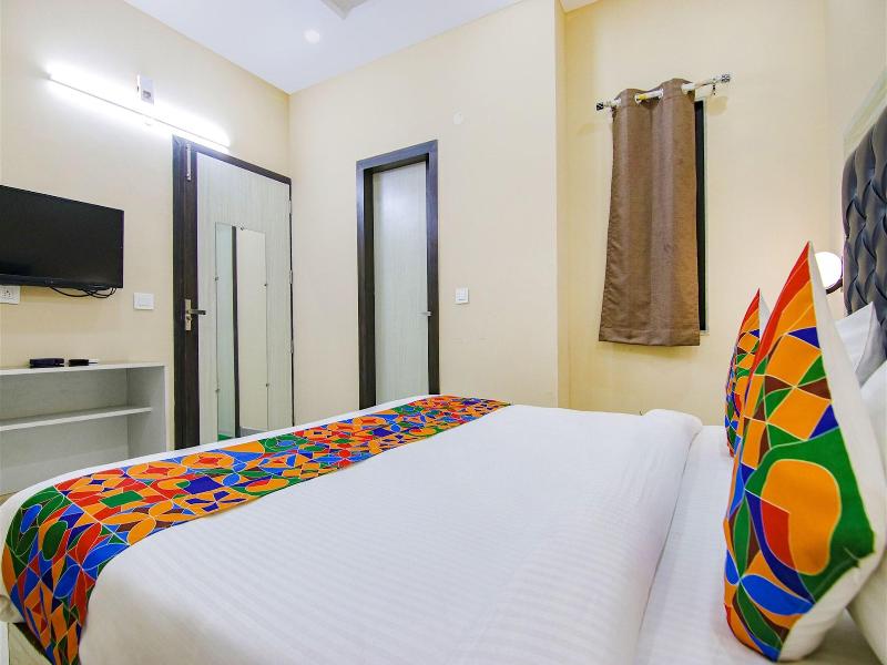 Fabhotel Ashok Vihar image
