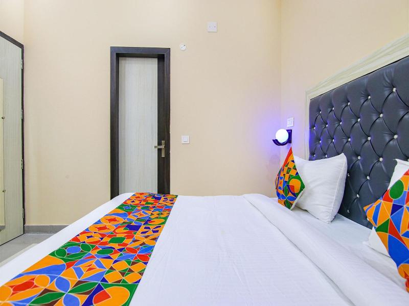 Fabhotel Ashok Vihar image