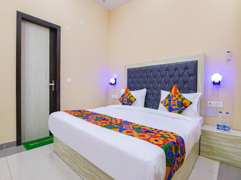 Fabhotel Ashok Vihar image