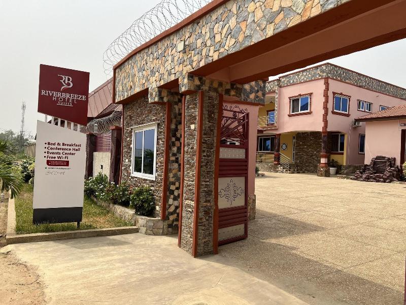 Riverbreeze Hotel