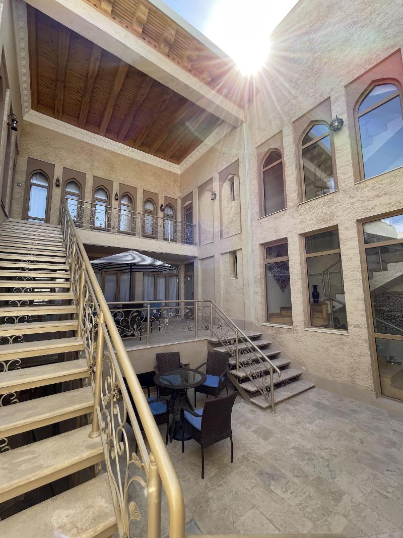 Oasis Boutique Hotel image