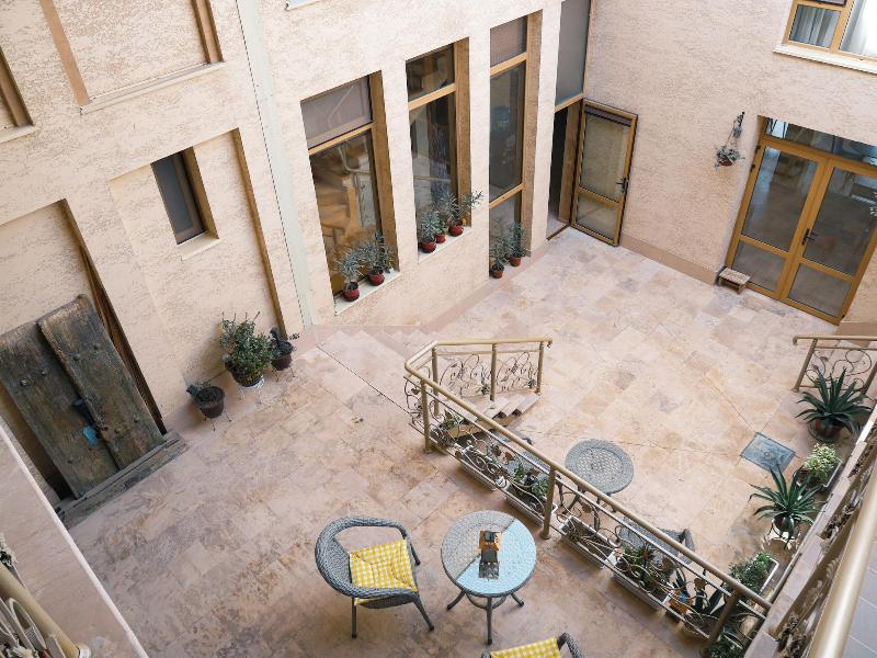Oasis Boutique Hotel image