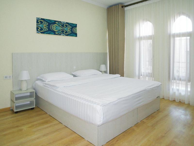 Oasis Boutique Hotel image