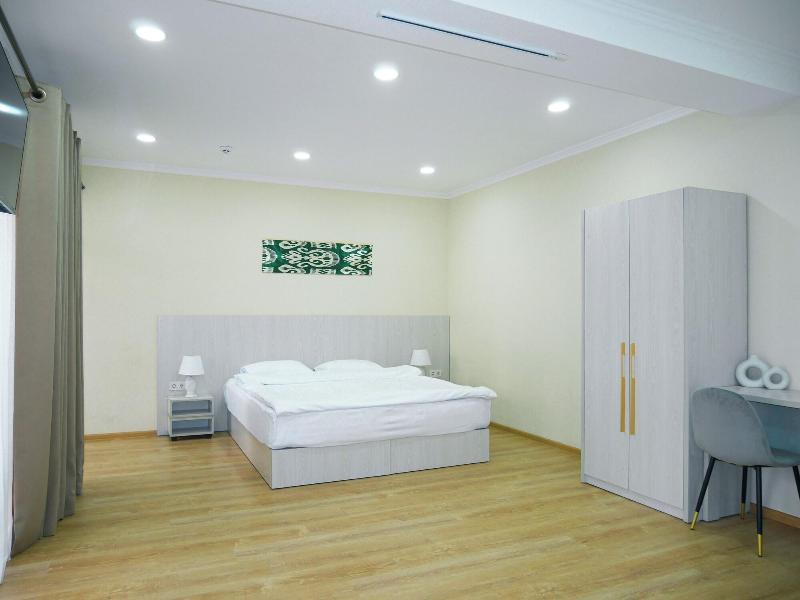 Oasis Boutique Hotel image
