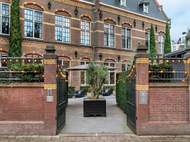 College Hotel Amsterdam, Autograph Collection image