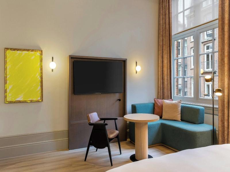 College Hotel Amsterdam, Autograph Collection image