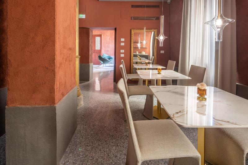 Ninfea Luxury Suites image