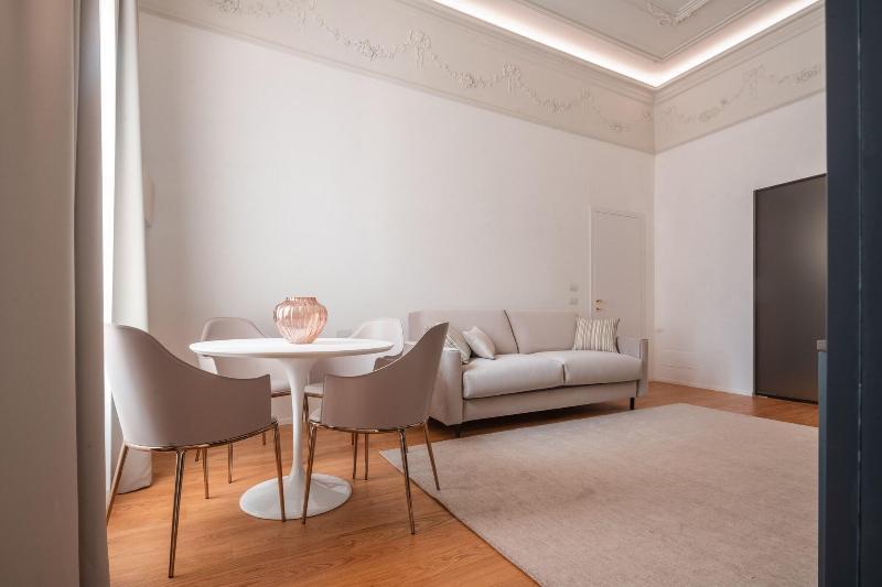 Ninfea Luxury Suites image