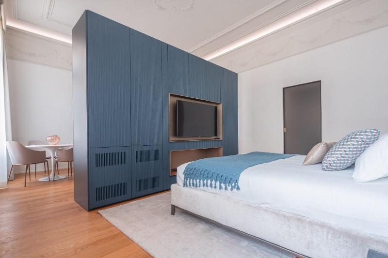 Ninfea Luxury Suites image