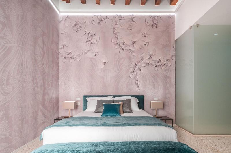 Ninfea Luxury Suites image