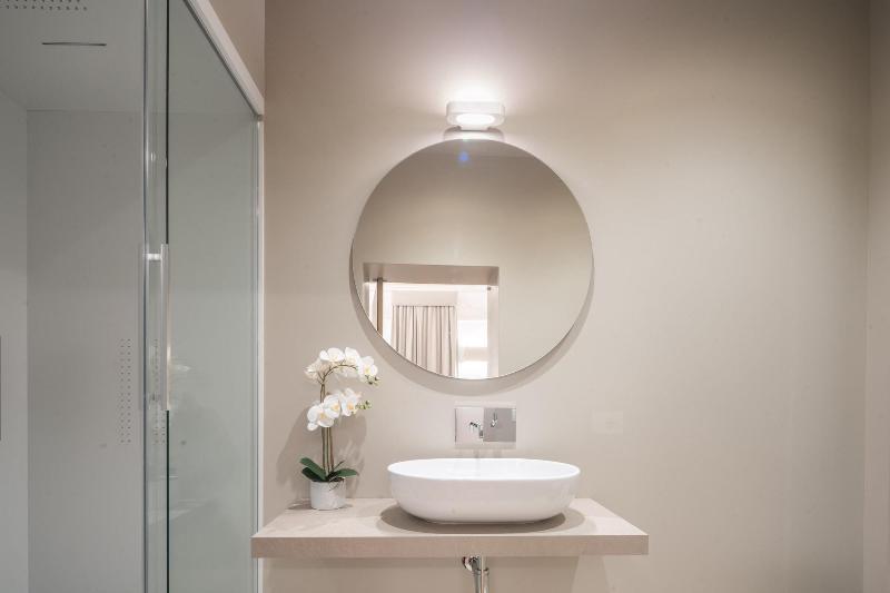 Ninfea Luxury Suites image