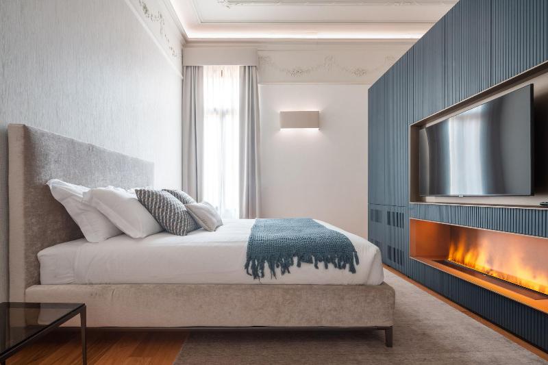 Ninfea Luxury Suites image