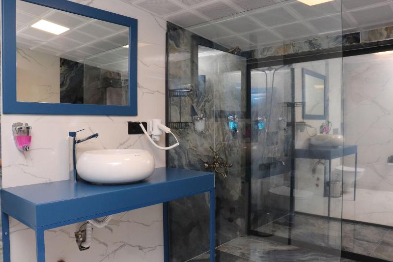 Blueay Butik Otel image
