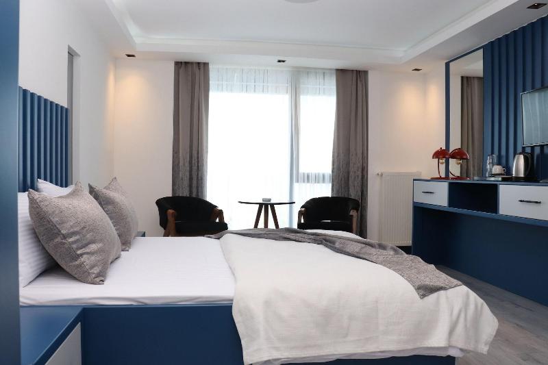 Blueay Butik Otel image