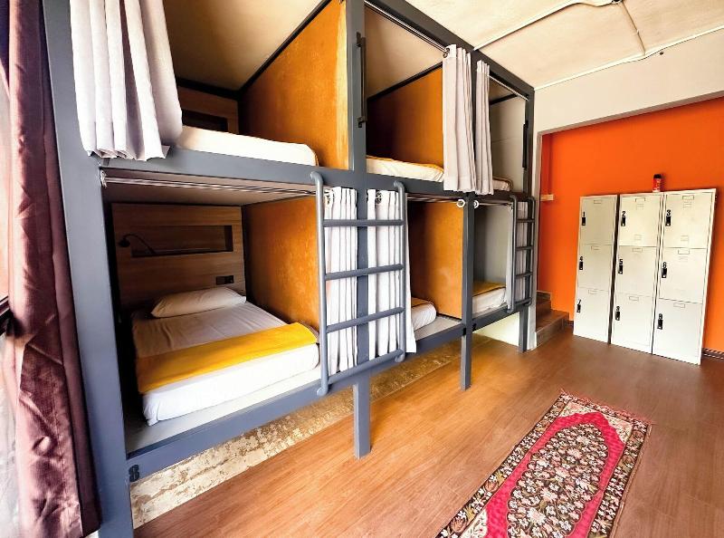 Arch Dormitorio Cenang Hostel image