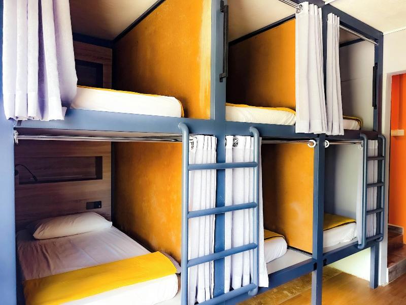 Arch Dormitorio Cenang Hostel image