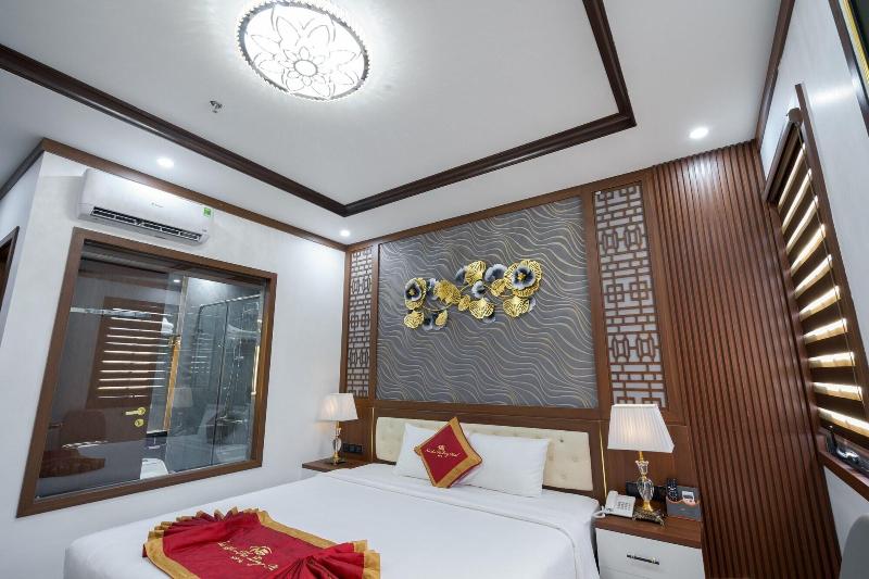 Sunland Halong Hotel And Restaurant image