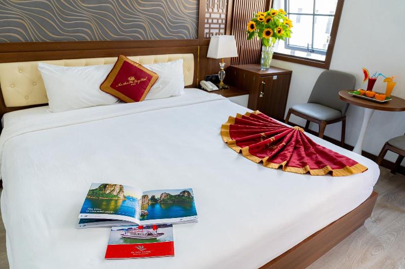Sunland Halong Hotel And Restaurant image