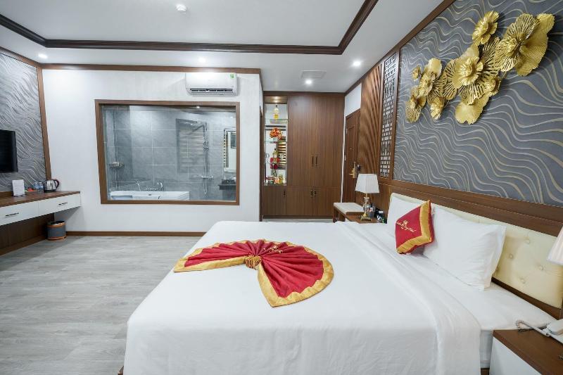 Sunland Halong Hotel And Restaurant image