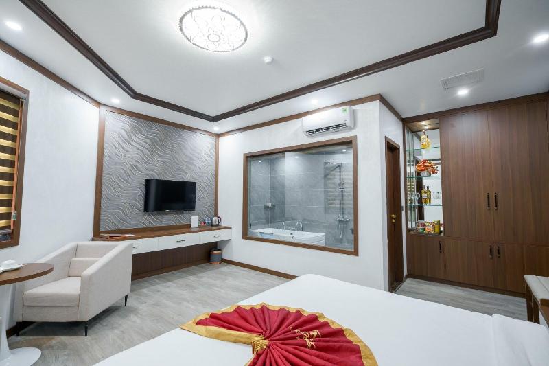 Sunland Halong Hotel And Restaurant image
