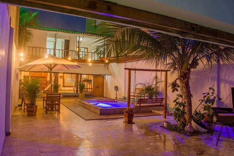 Casa De Playa Frente Al Mar Con Jacuzzi image