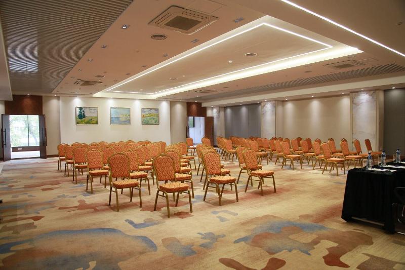Sofia International Hotell image