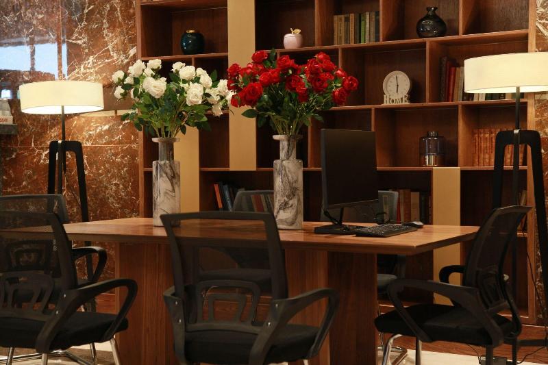 Sofia International Hotell image
