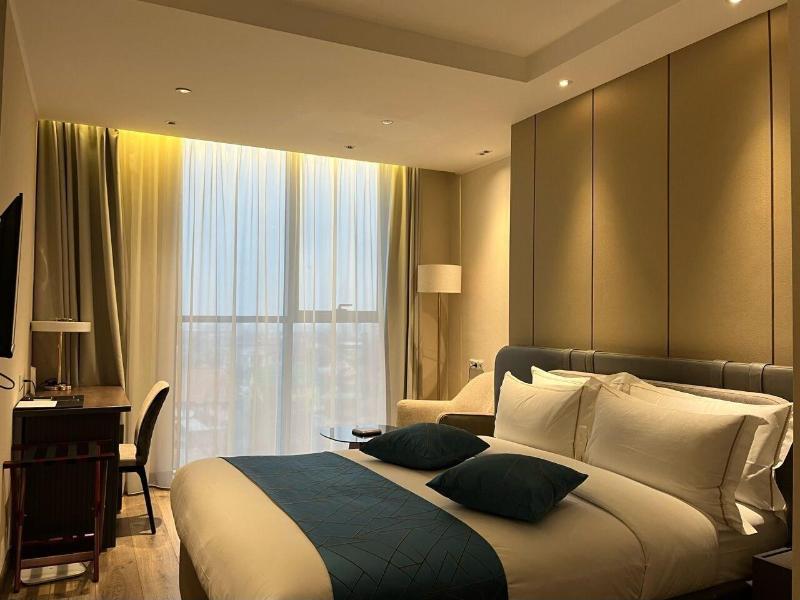 Sofia International Hotell image