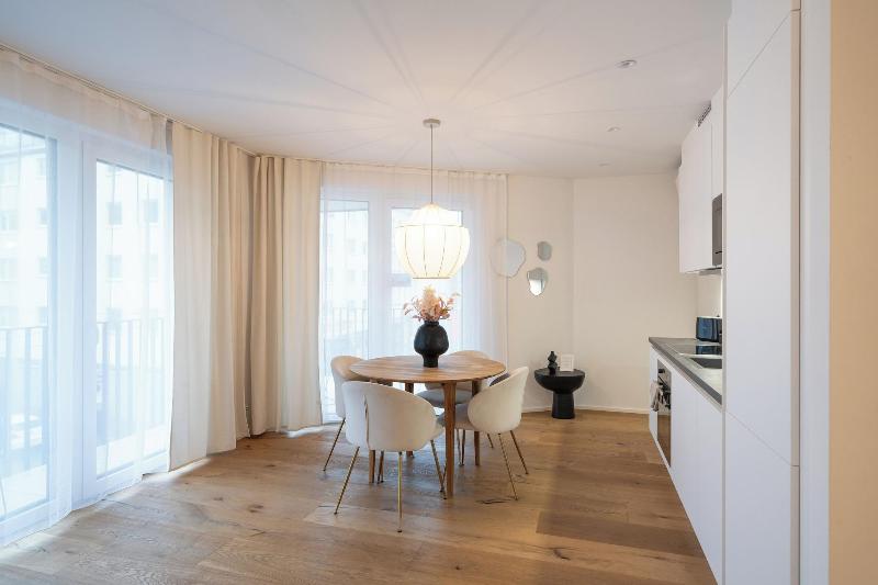 Vienna Heights Premium Apartments image