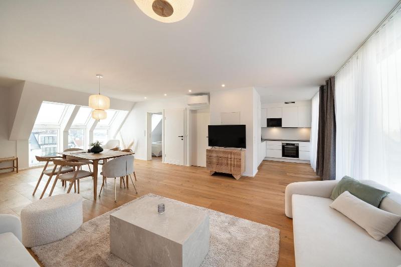Vienna Heights Premium Apartments image