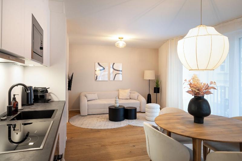 Vienna Heights Premium Apartments image