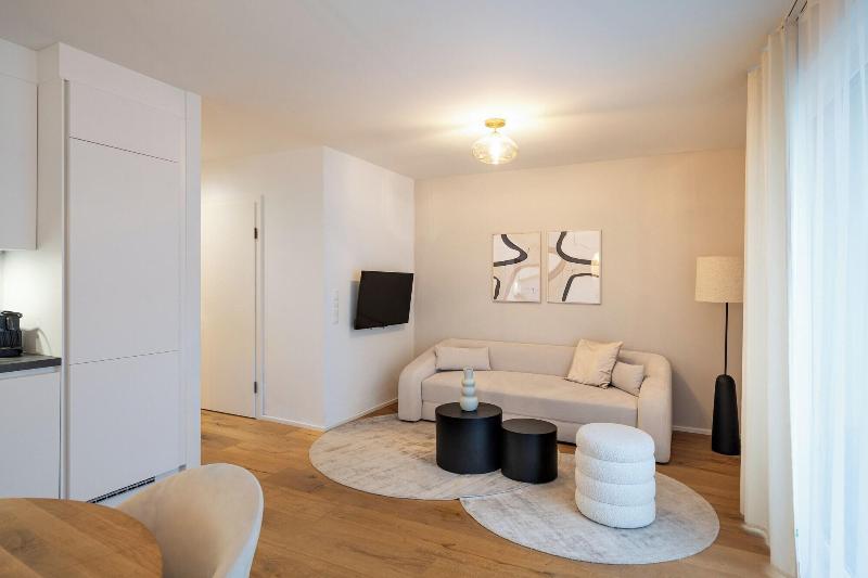 Vienna Heights Premium Apartments image