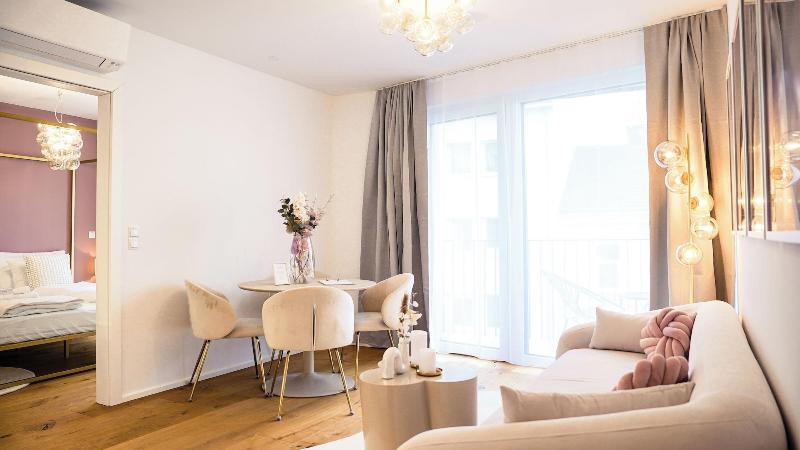 Vienna Heights Premium Apartments image