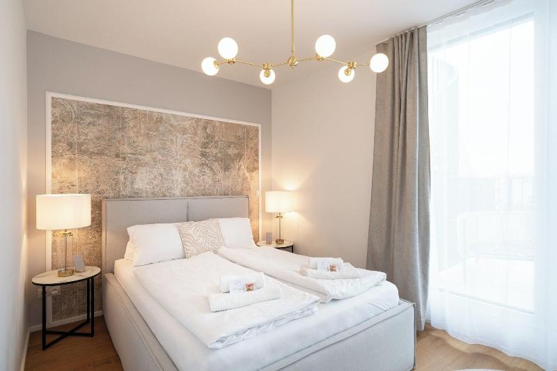 Vienna Heights Premium Apartments image