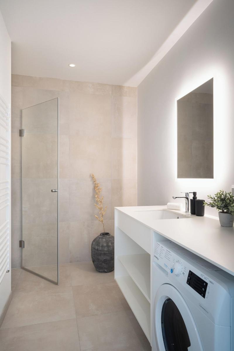 Vienna Heights Premium Apartments image